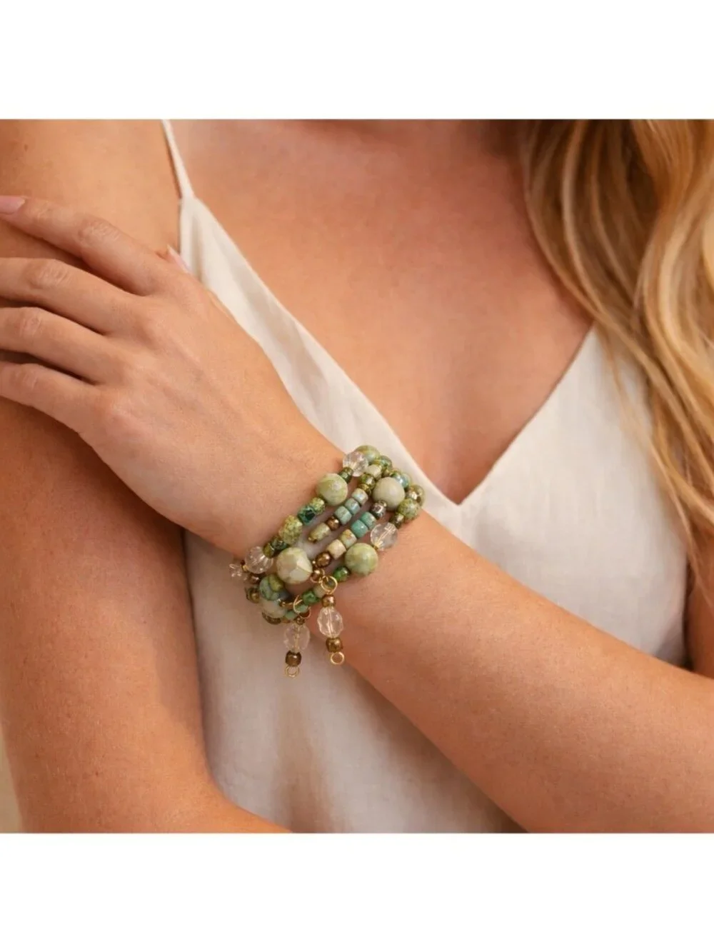 REIMAGINED Memory Wrap Bracelet Green Stone Glass Beads Adjustable Boho Nature - Picture 2 of 8